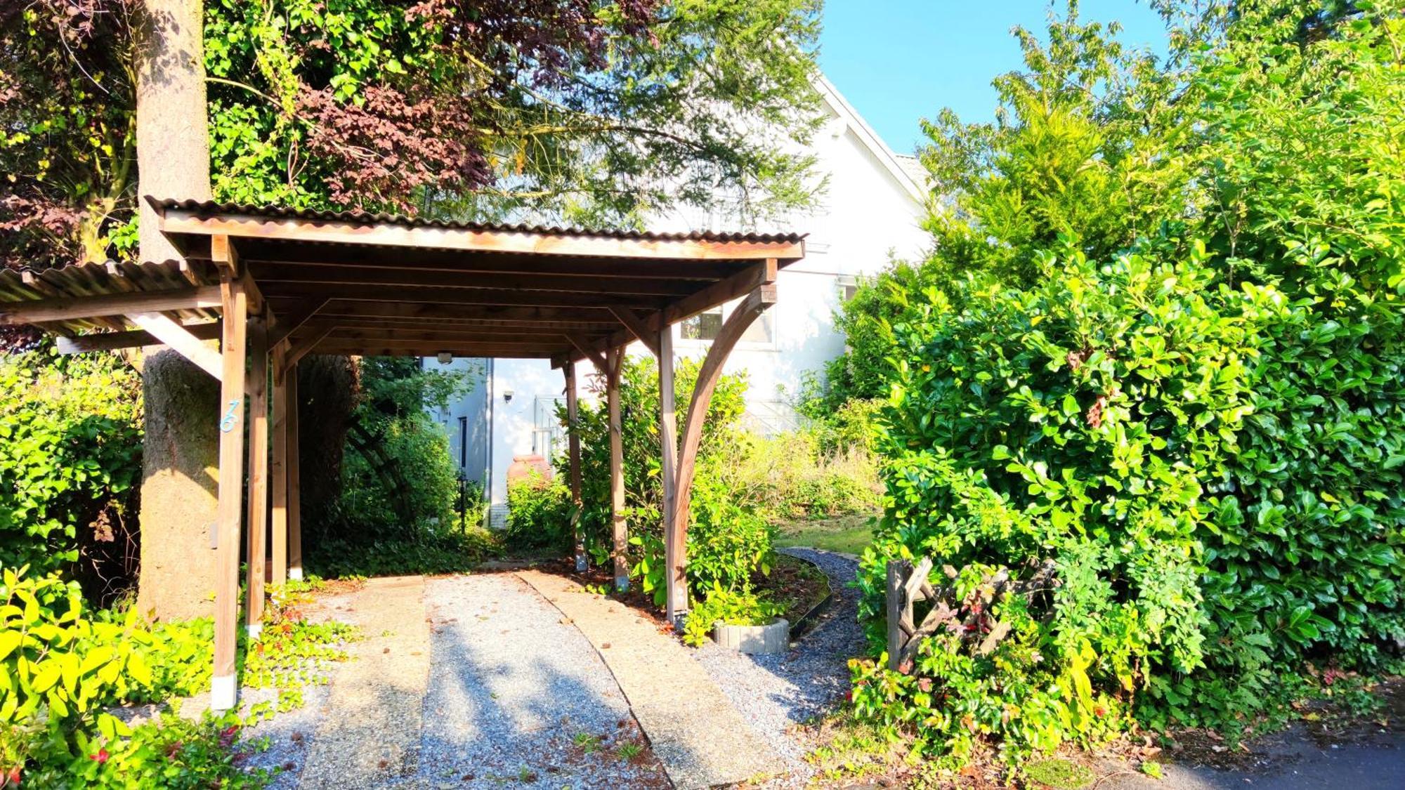 Amselweg Am Waldrand Gelegen Netflix Eigener Carport Uvm Daire Taunusstein Dış mekan fotoğraf
